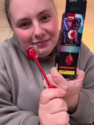 POV: your playlist finally tastes as good as it sounds 🍭🎶 #musiclollip