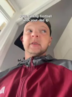 Every dad in the country right now... The midfield needs a change 😭⚽️