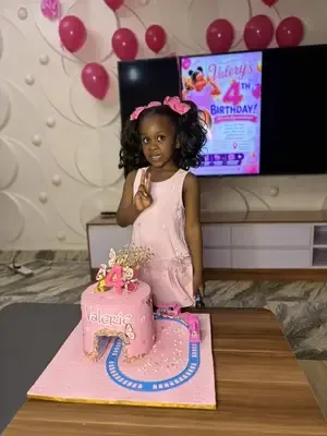 We've hit the Big 4, Fam! 🫶🏼🎀❤️❤️✨ Grateful! 🙏🙏 Valery @4  #birthdaytr