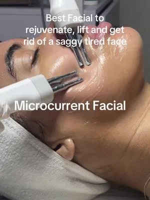 Lift & firm naturally – Tightens skin for a youthful look! 	•	Smooth w
