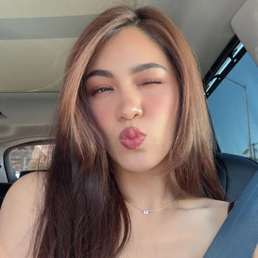 Hanna in Cali 🇵🇭🇺🇸