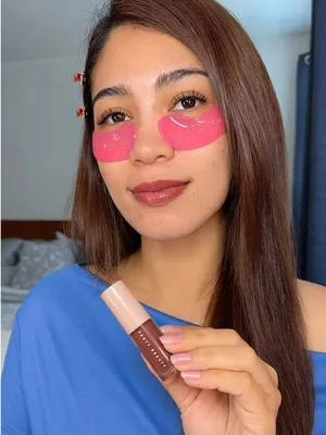 Gloss bomb heat 👄 @Fenty Beauty  #fentybeauty #lipplumper #lipgloss #m