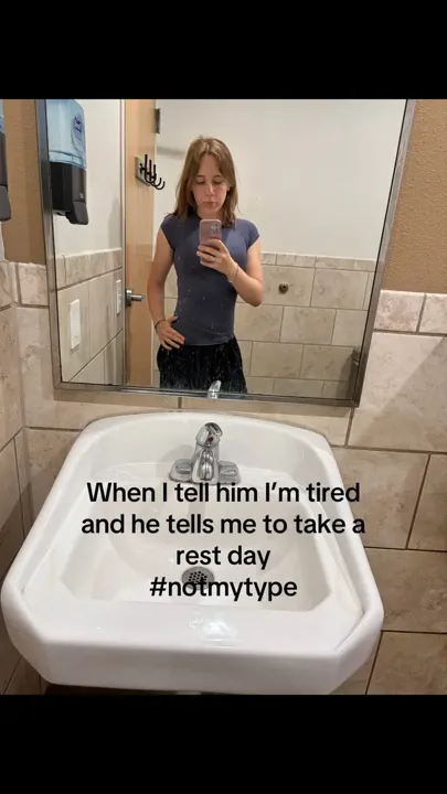 “go anyways” 🙋‍♀️🙋‍♀️ #gymgirl #fypage #notmytype #gymgirlies #gymtok