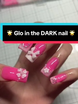 Glow PARTYYYYYYYYY🍒🌟 with them glowy nails hahaaa #glowinthedarknails