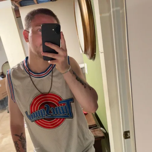 Gwrld.v2 profile photo