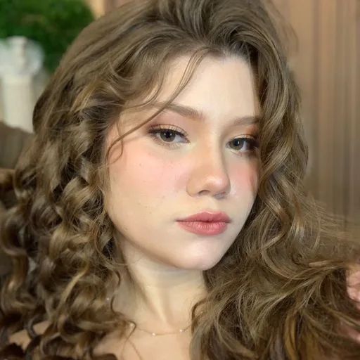 IG: ninakirn