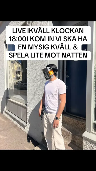 Joina mig och mina vänner för en mysig & rolig live kl 18:00 🤩