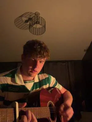 Little lion man 🦁(creds to Hugo) @Mumford & Sons #fyp #guitar #creator