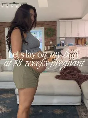 Two toddlers & 9 months pregnant ... mommas gotta relax #creatorsearch