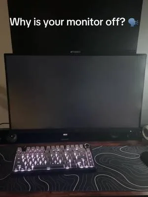 My monitor is OLED #chipzen #techtok #setup #Tech #oled