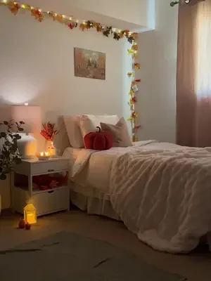 fall came early 🍂🤎 #fall #roomdecor #aesthetic #fyp #cozy