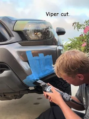 Viper cut on the Tacoma 🐍🔥 Lost the closing clip so y’all don’t get to
