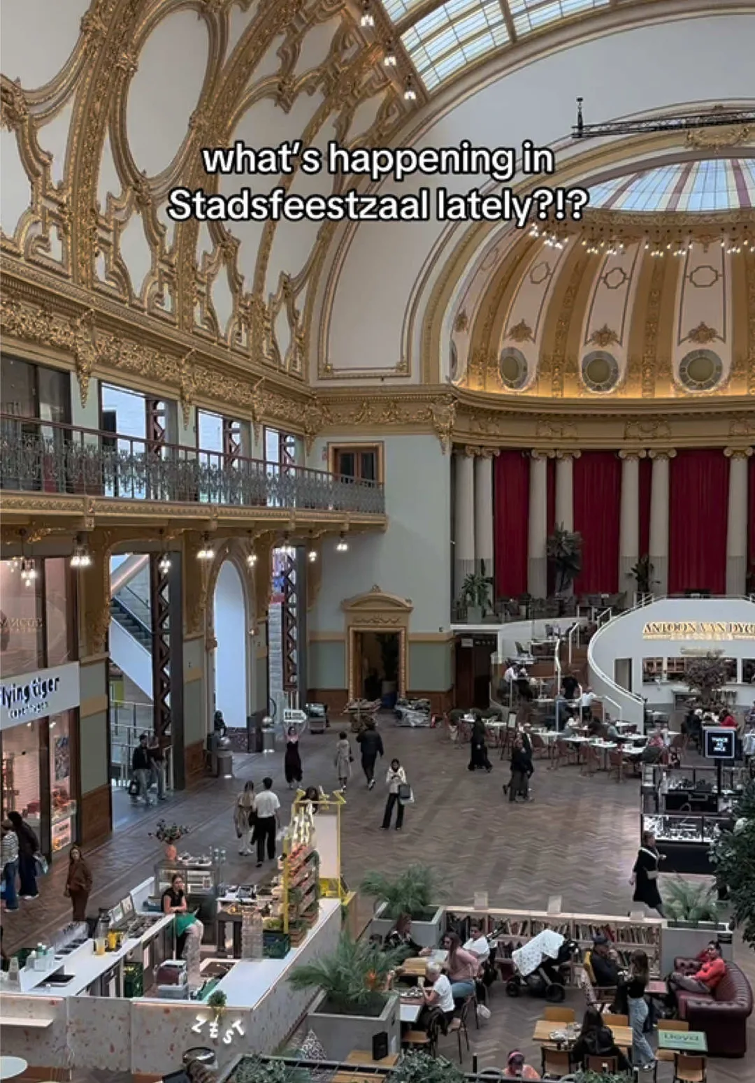 POV: youwere bored and hijack Stadsfeestzaal for a bit 🪧 we're ami ami