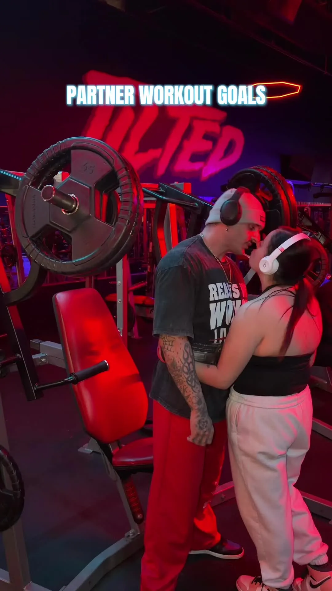 Level up your gym time with your partner! Here's a chest press duo ses