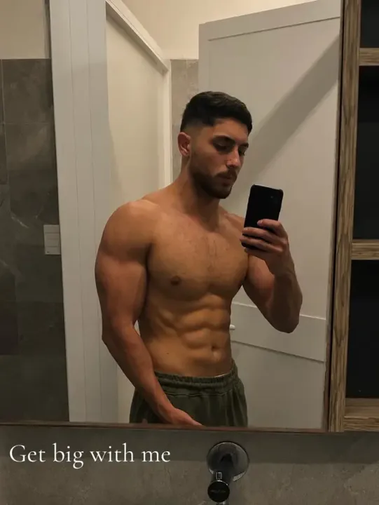 #gym #chest #shoulders #biceps