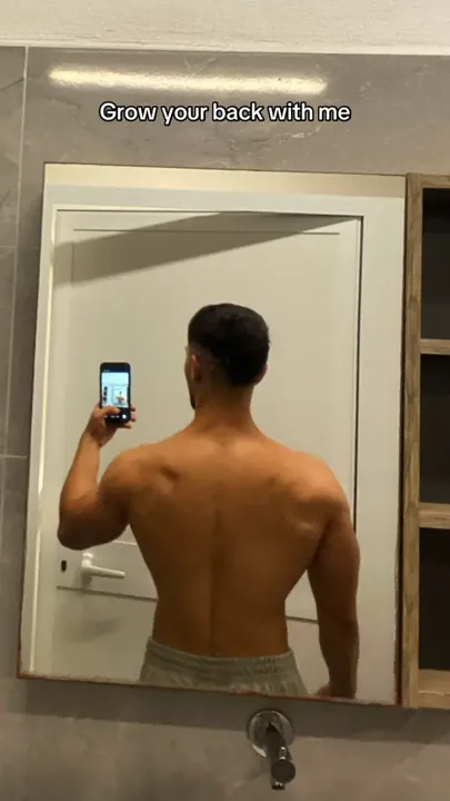 #gym #backworkout #triceps
